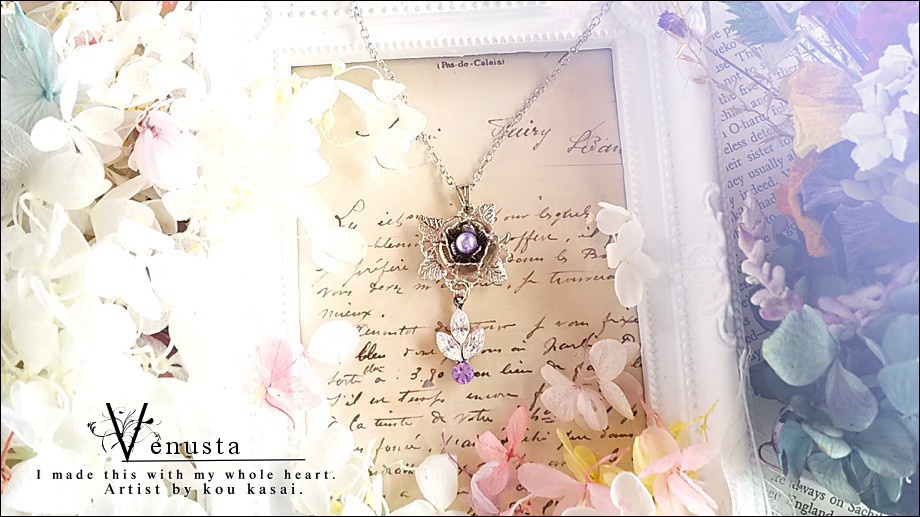 *優雅なクリスタル×ヴァイオレット-ヴィンテージガラスのシンプルネックレス-*