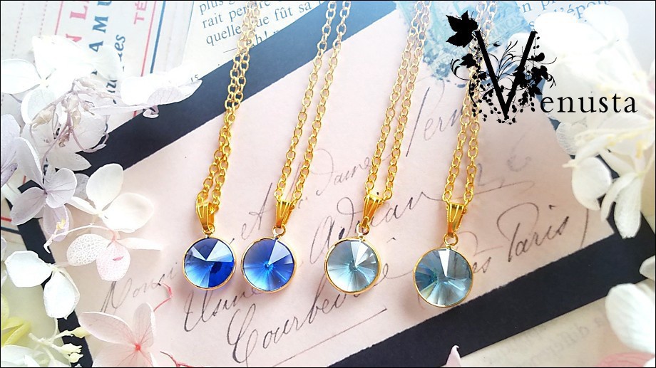 *青く澄んだサファイアのヴィンテージスワロフスキーネックレス*