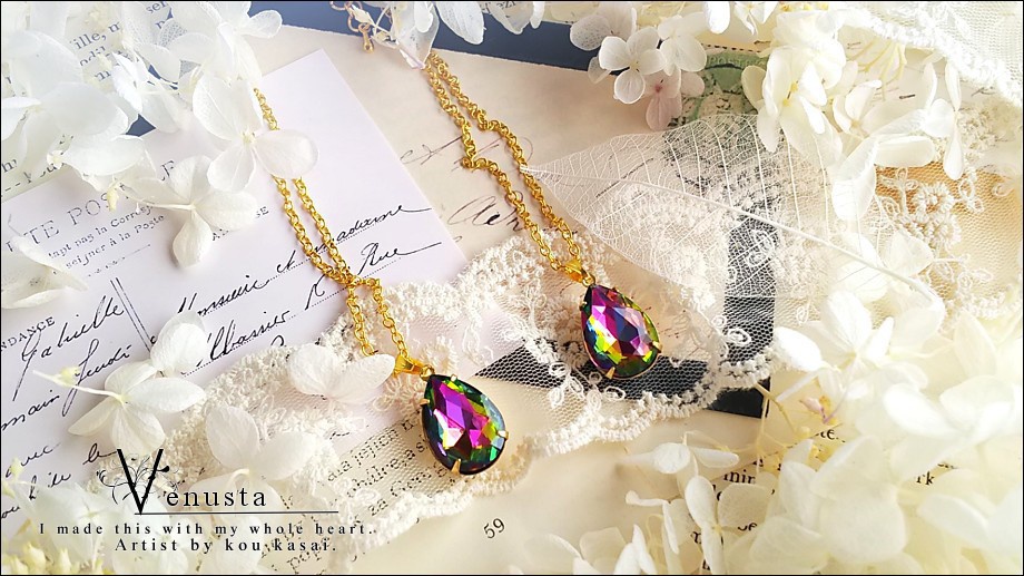 *虹色雫のネックレス-ヴィトレイルガラスストーン-*