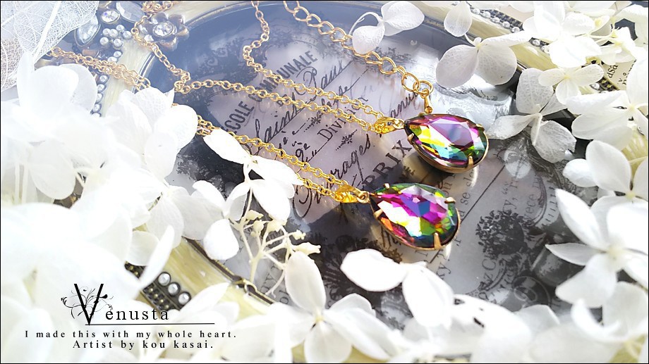 *虹色雫のネックレス-ヴィトレイルガラスストーン-*