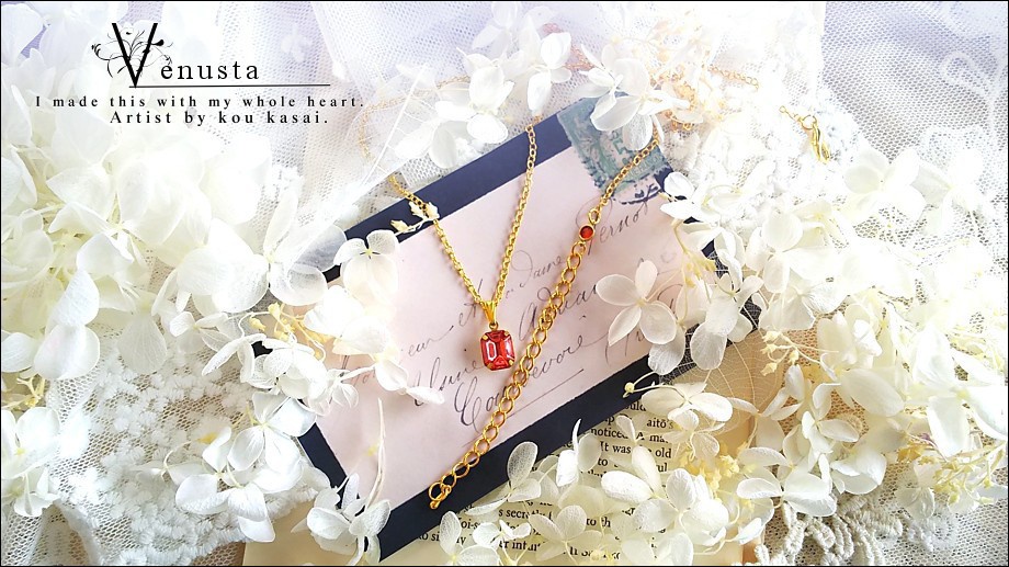 *甘く可憐なローズカラーのプチネックレス-ヴィンテージガラス-*