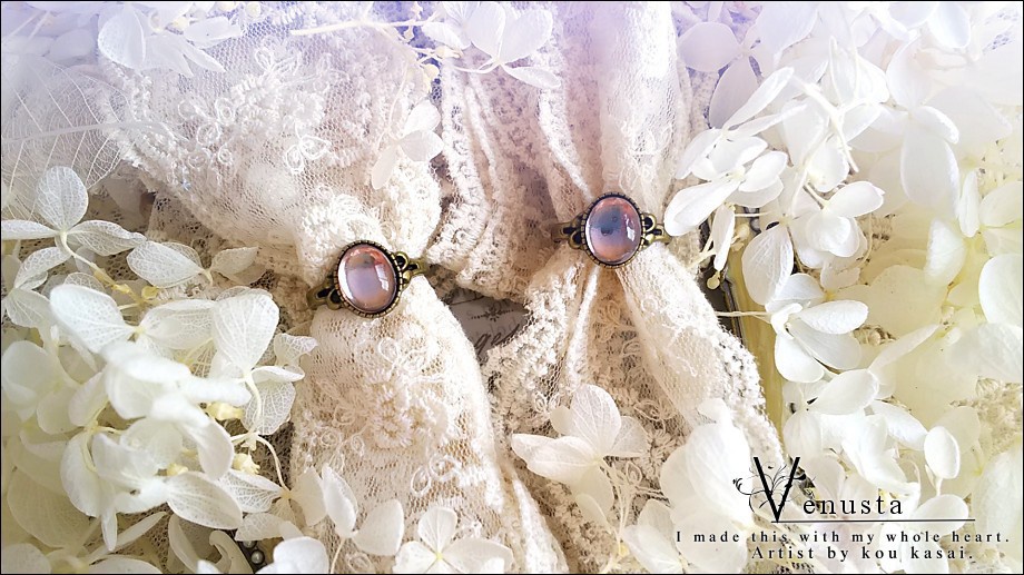 *繊細なグラデーションのヴィンテージリング*