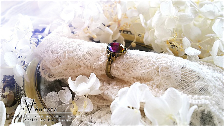 *アイリスカラーのヴィンテージリング*