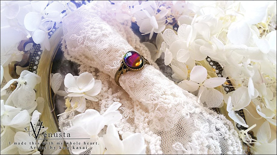 *アイリスカラーのヴィンテージリング*