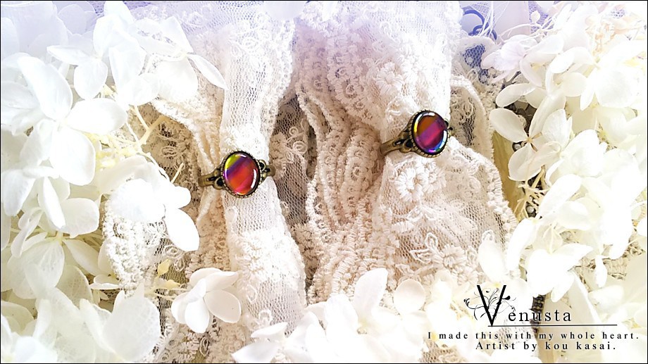 *アイリスカラーのヴィンテージリング*