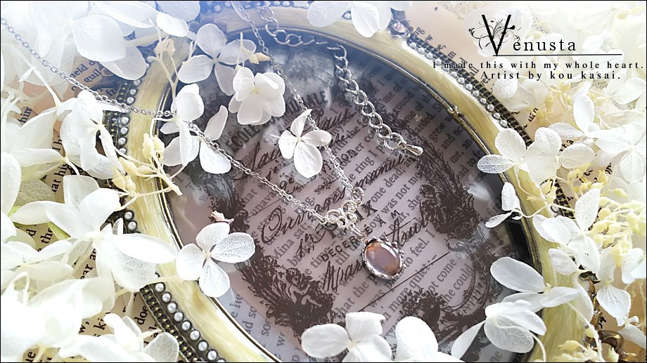 *繊細なグラデーションのプチネックレス-ヴィンテージガラス-*