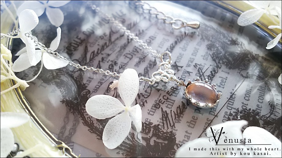 *繊細なグラデーションのプチネックレス-ヴィンテージガラス-*