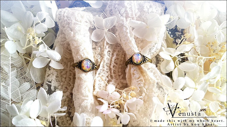 *ファイアーオパールのヴィンテージリング*