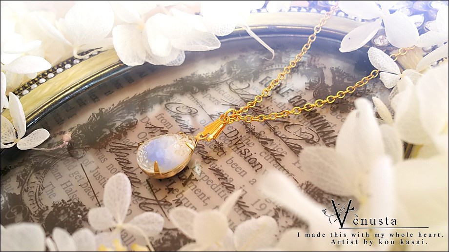 *涼やかブルーグレーギブレのネックレス-ヴィンテージガラス-*