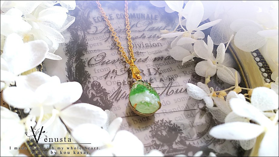 *涼やかミントカラーギブレのネックレス-ヴィンテージガラス-*