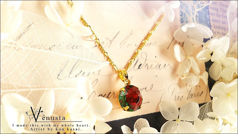 *ペリドット×シャムのヴィンテージガラスネックレス*