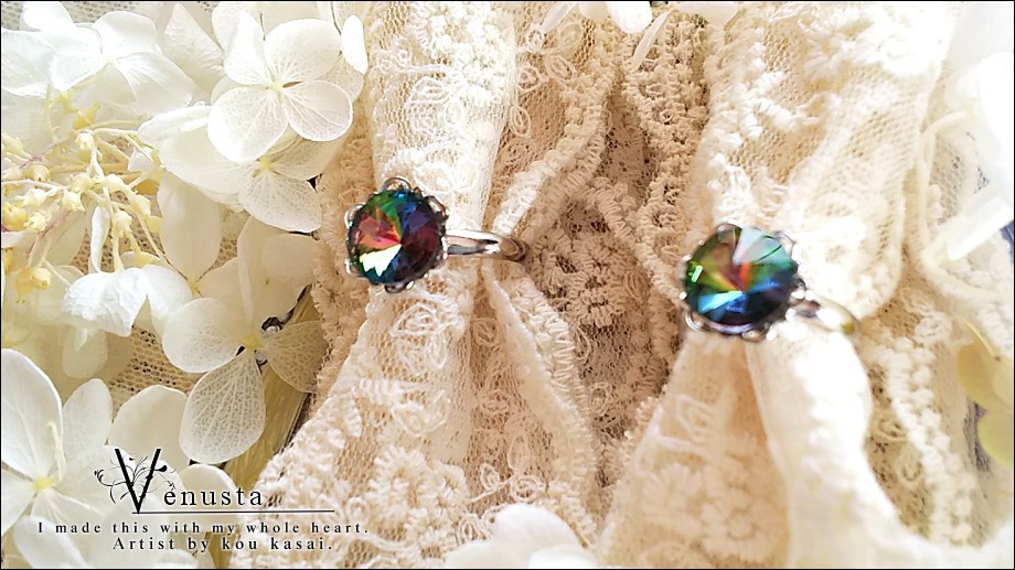 *虹色ヴィトラルの大粒リング-ヴィンテージ-*