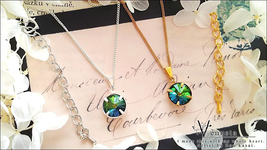 *虹色ヴィトラルのシンプルネックレス-ヴィンテージ-*