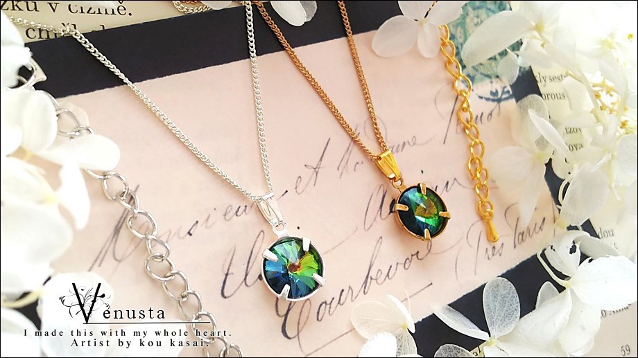 *虹色ヴィトラルのシンプルネックレス-ヴィンテージ-*