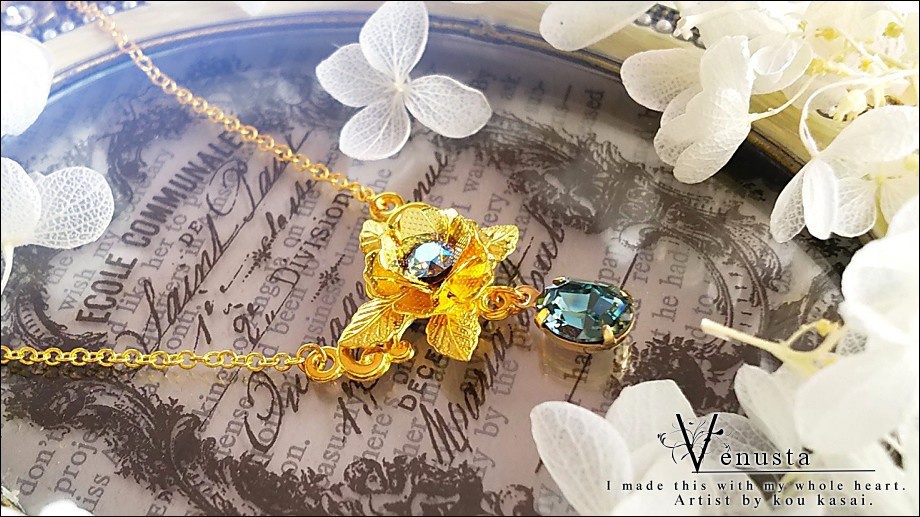 *零れた朝露の輝き-ヴィンテージスワロフスキー-*