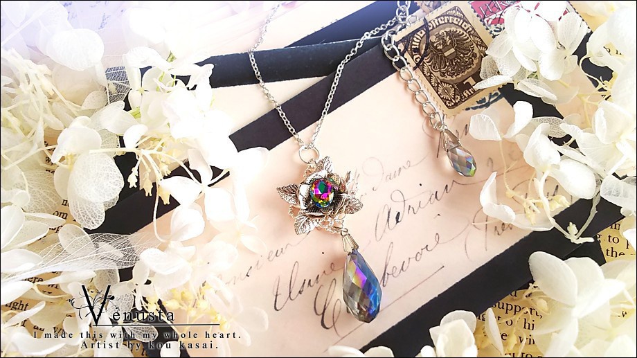 *白銀と虹色ヴィトラルの華-ヴィンテージガラス-*