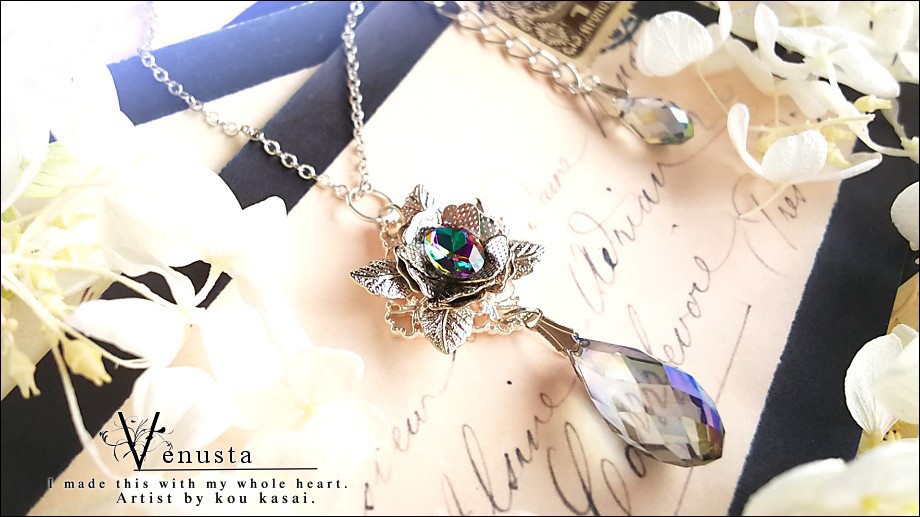 *白銀と虹色ヴィトラルの華-ヴィンテージガラス-*