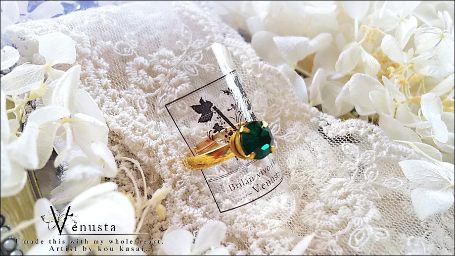 *セット/美麗な翠を秘めた花-ヴィンテージスワロフスキー-*