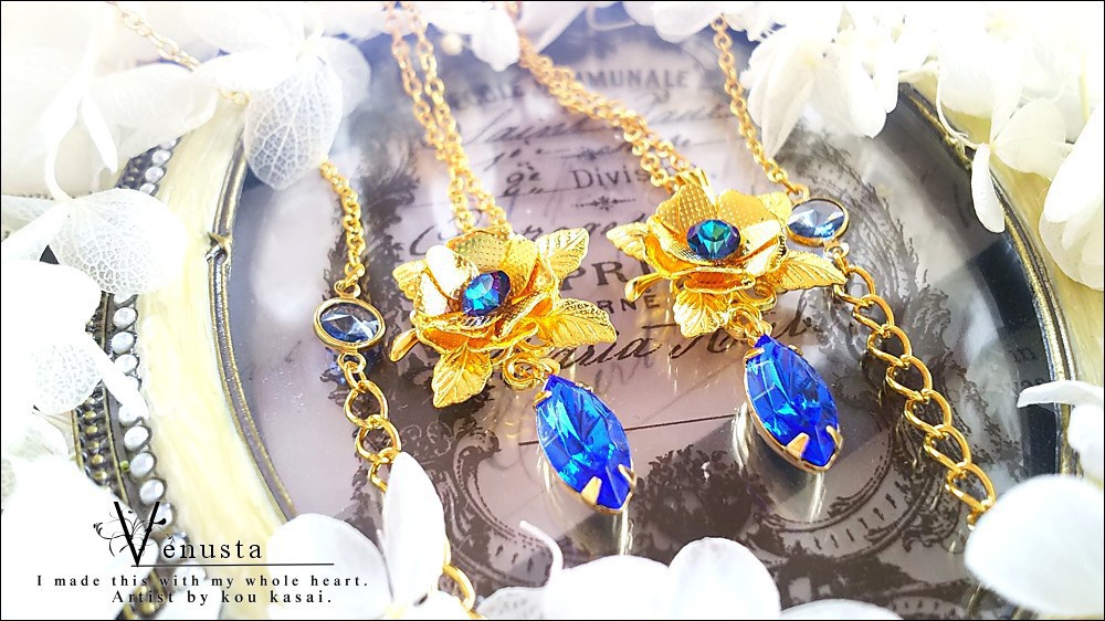 *深く端麗な青のサファイア-ヴィンテージスワロフスキー-*