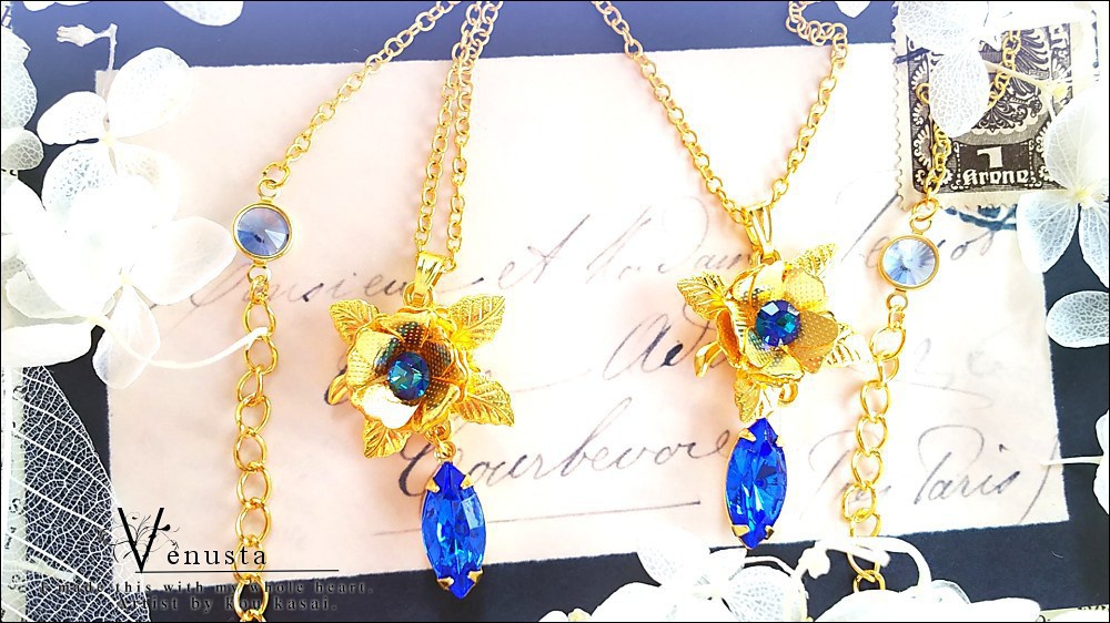 *深く端麗な青のサファイア-ヴィンテージスワロフスキー-*