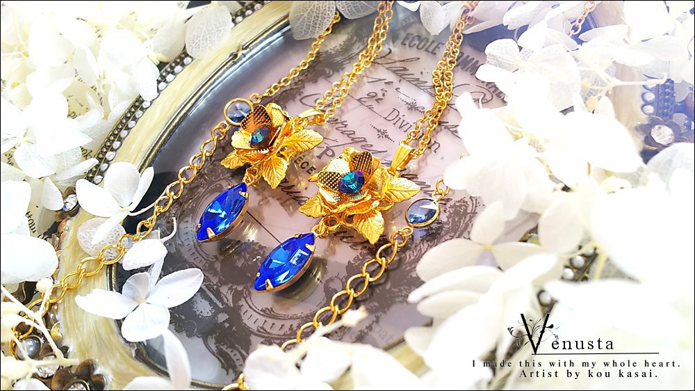 *深く端麗な青のサファイア-ヴィンテージスワロフスキー-*