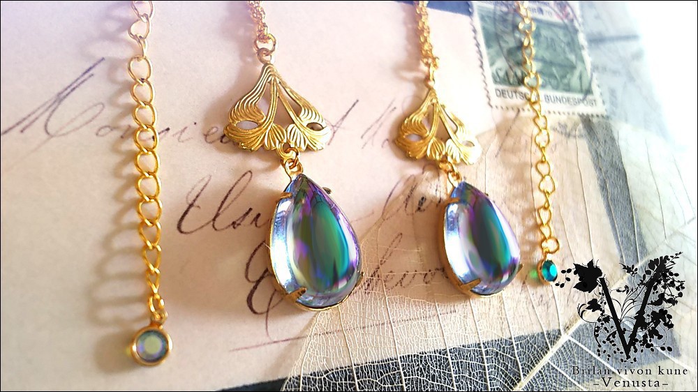 *Vintage AuroraGlass cabochonネックレス-Sapphire-*