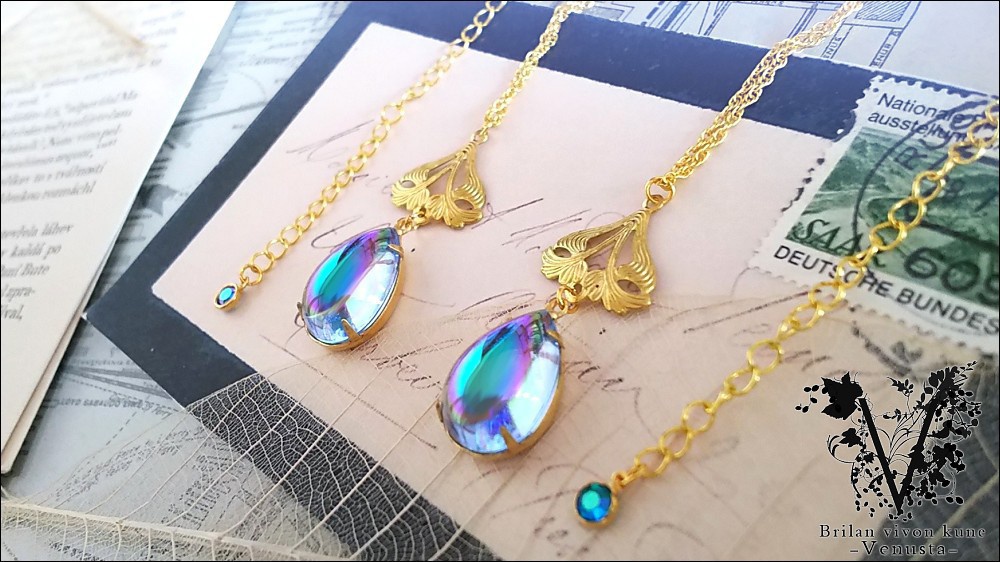 *Vintage AuroraGlass cabochonネックレス-Sapphire-*