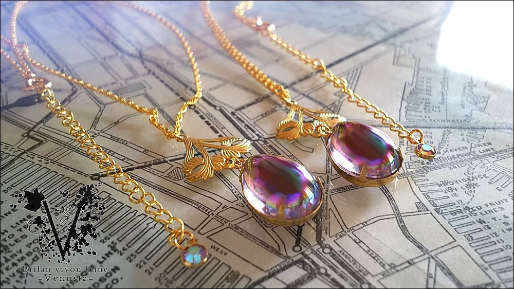 *Vintage AuroraGlass cabochonネックレス-Amethyst-*