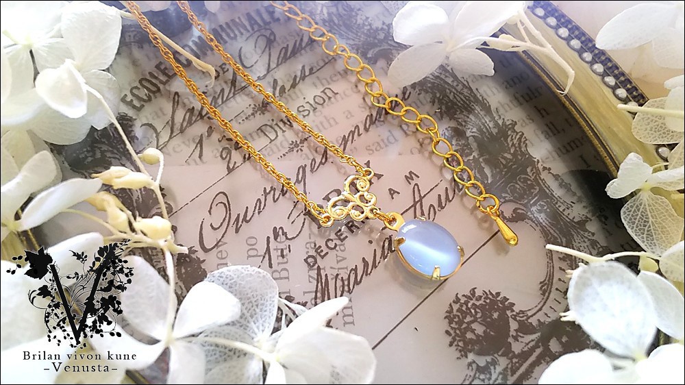 *上品なMoonStoneNecklace-Vintage-*