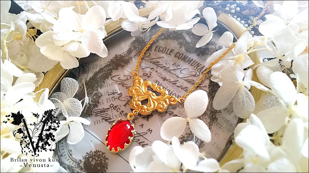 *シックなRuby Glass cabochon-Vintage-*