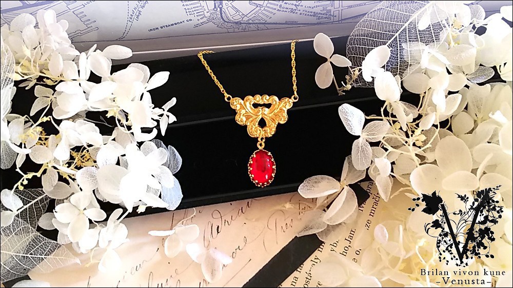 *シックなRuby Glass cabochon-Vintage-*