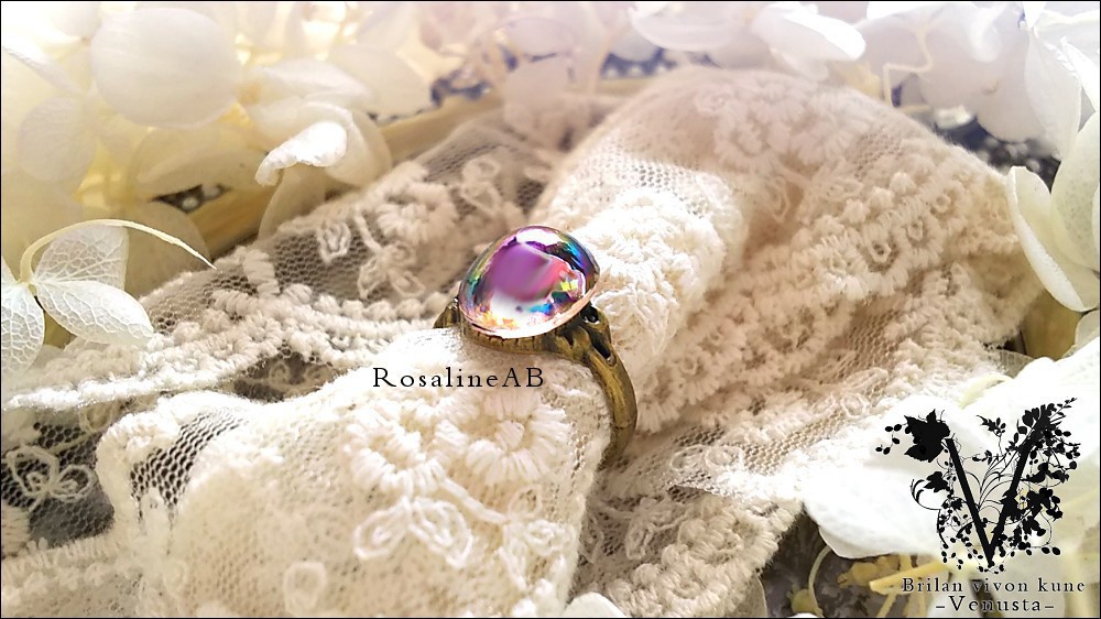 *魅惑の艶やかガラスリング-ヴィンテージ-*