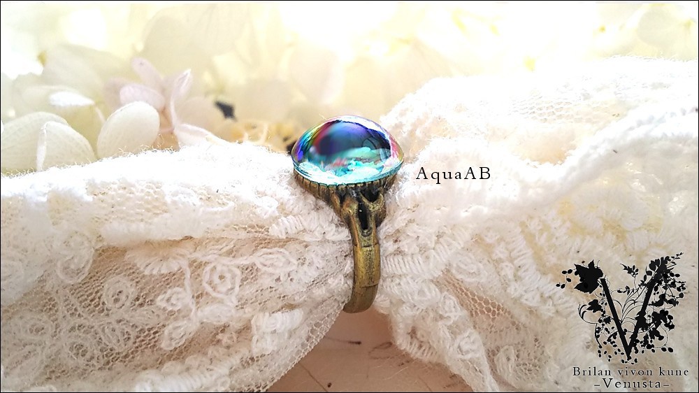 *魅惑の艶やかガラスリング-ヴィンテージ-*