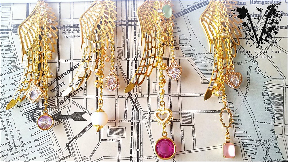 *片翼の華やかブックマーカー*