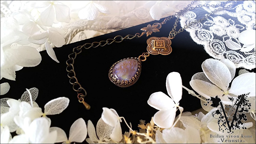 *ブルーシラーが美しいドラゴンズブレス タンザナイトネックレス-Vintage-*