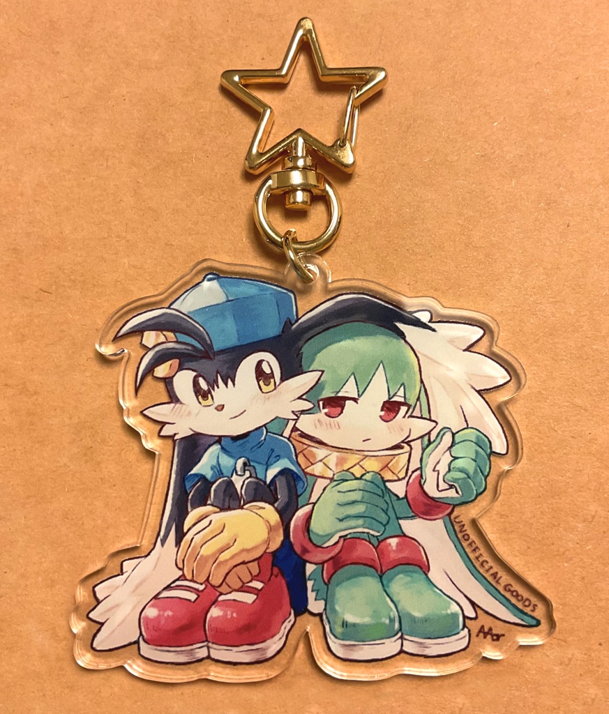 耳があったら入りたいアクキー