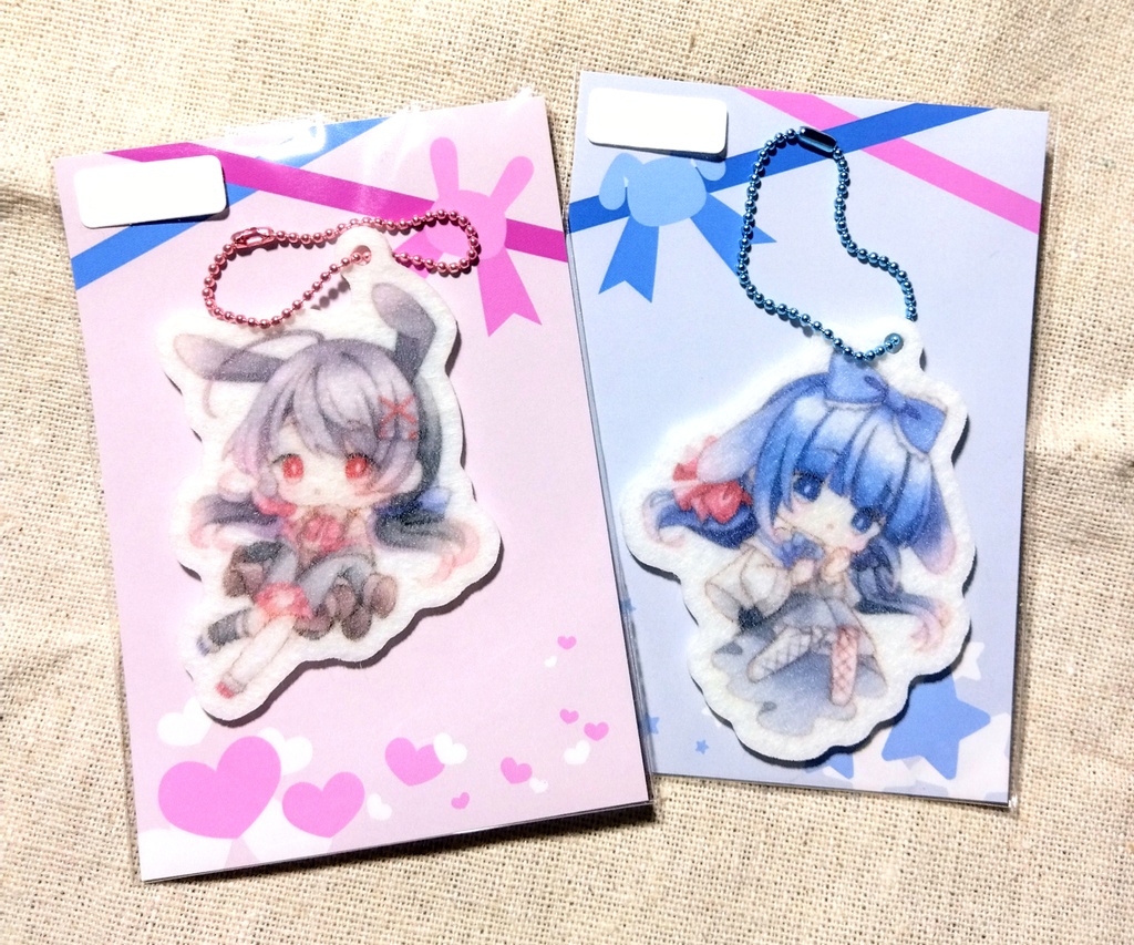 フェルトキーホルダー「うさぎなあのこ」