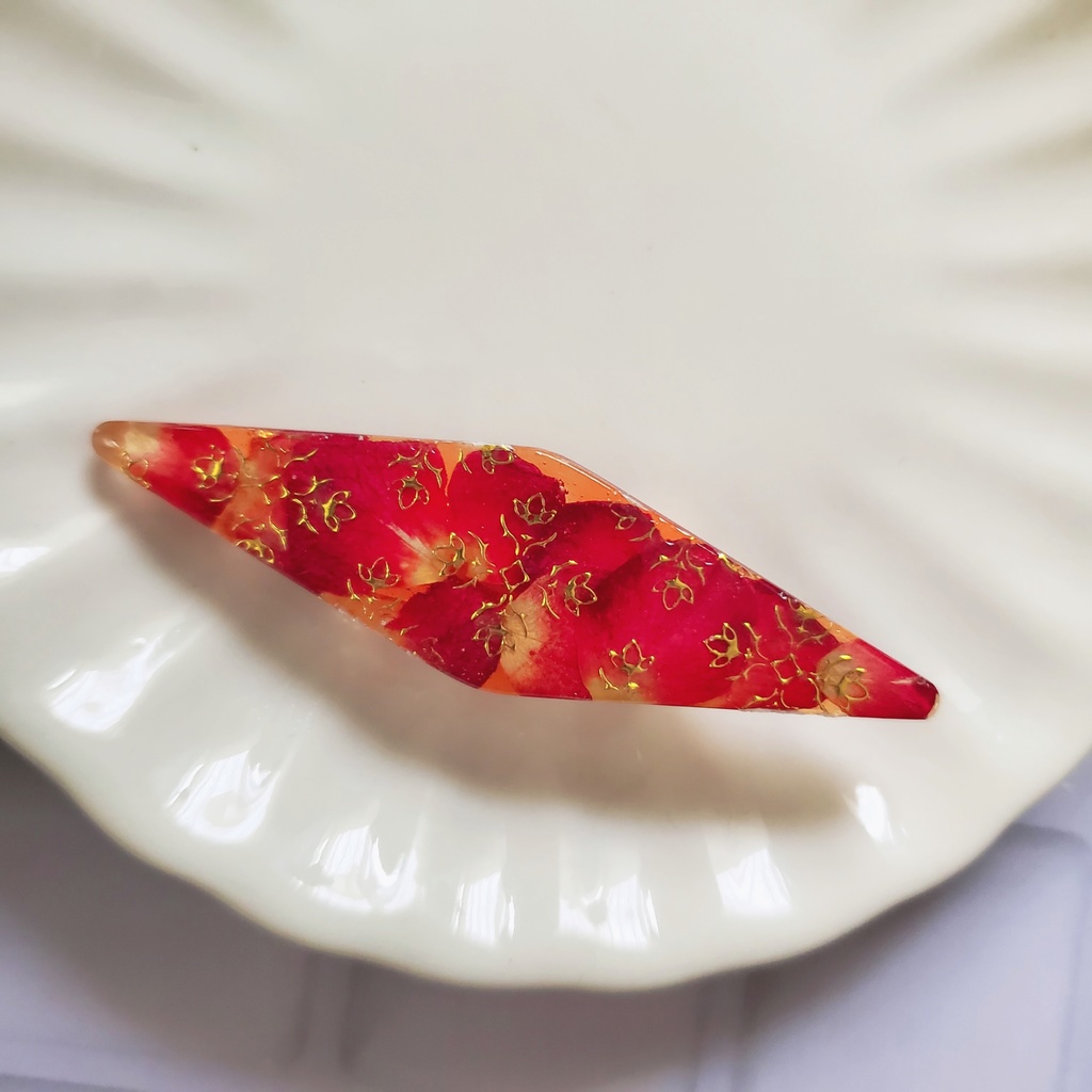 アラベスク柄 バラのヘアクリップ②