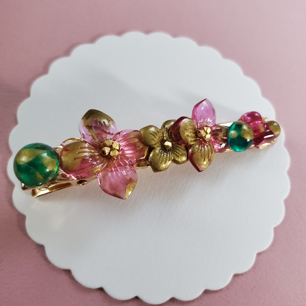 鬼滅の刃イメージ 金古美紫陽花のヘアクリップ