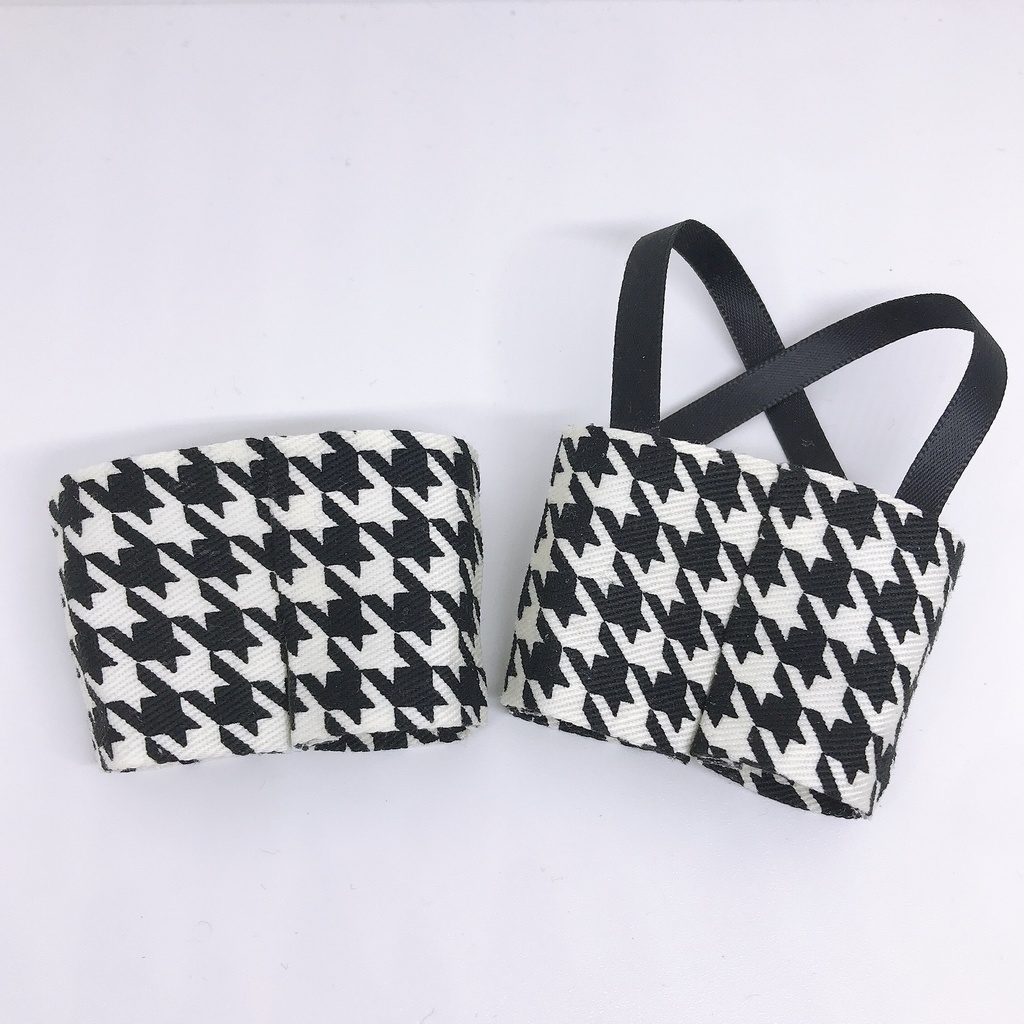 千鳥格子柄のおズボン