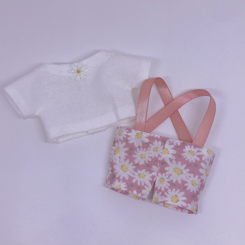 トップスとおズボンのセット