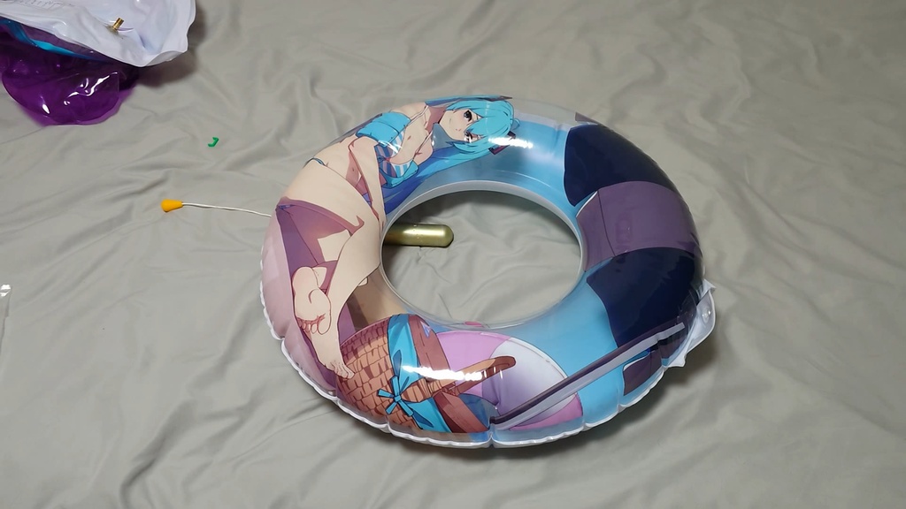 【POP】「歌姫との夏休み」自動膨張浮き輪の激爆発動画