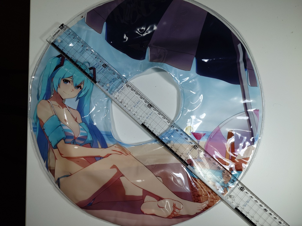 【ドール用】『歌姫との夏休み』1:3スケール ミニチュアデザイン浮き輪 / 1:3 Scale Replica Swimming Ring «Beach Vacation With Diva»