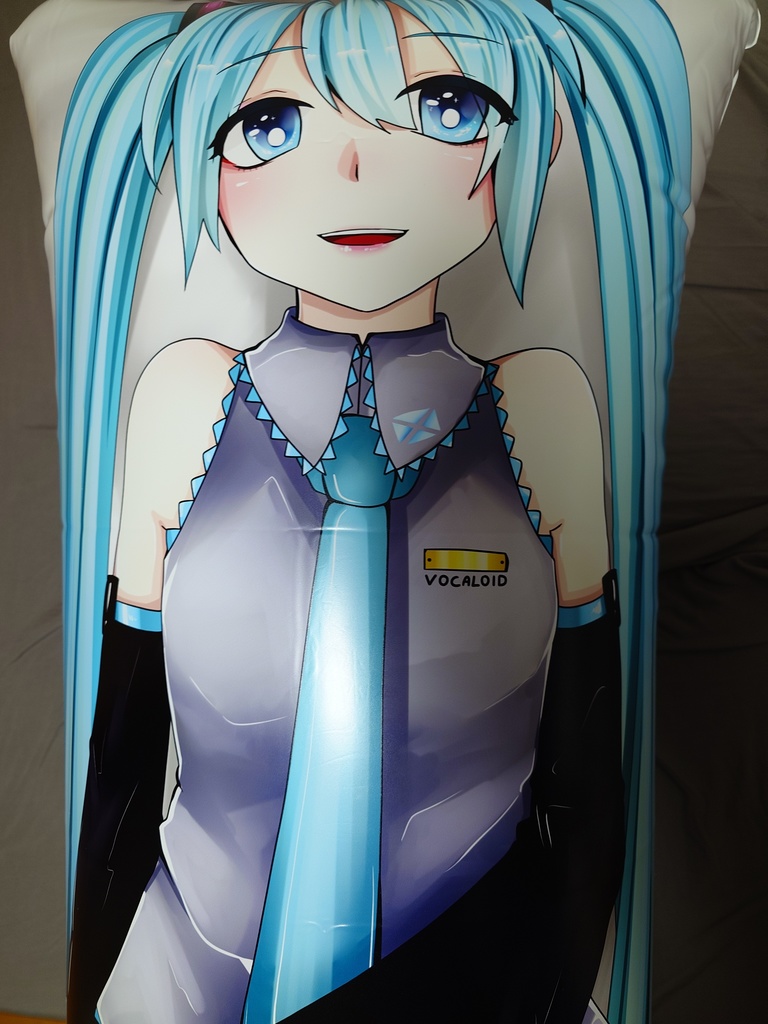 【サポーターズエディション】初音ミクふわふわコーデライトアップ抱き枕 / Hatsune Miku light-up inflatable dakimakura (Special Supporter's Edition)
