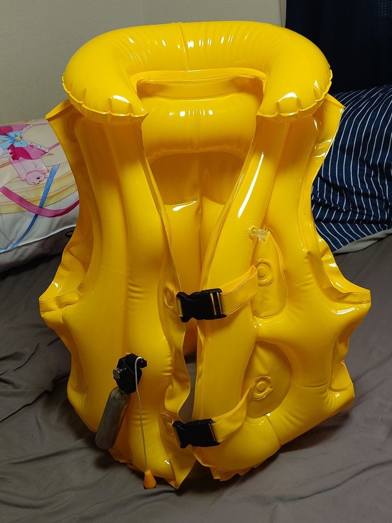 【予約・Preorder】ぎゅ〜〜っと抱きしめるスイムベスト/ライフジャケット・Pleasantly Hugging Swim Vest/Life Jacket