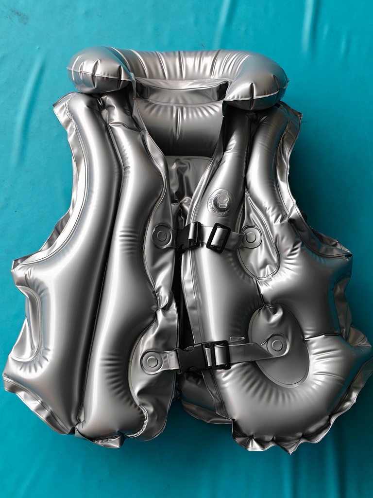 【2026年度予約・2026 Preorder】ぎゅ〜〜っと抱きしめるスイムベスト/ライフジャケット・Pleasantly Hugging Swim Vest/Life Jacket