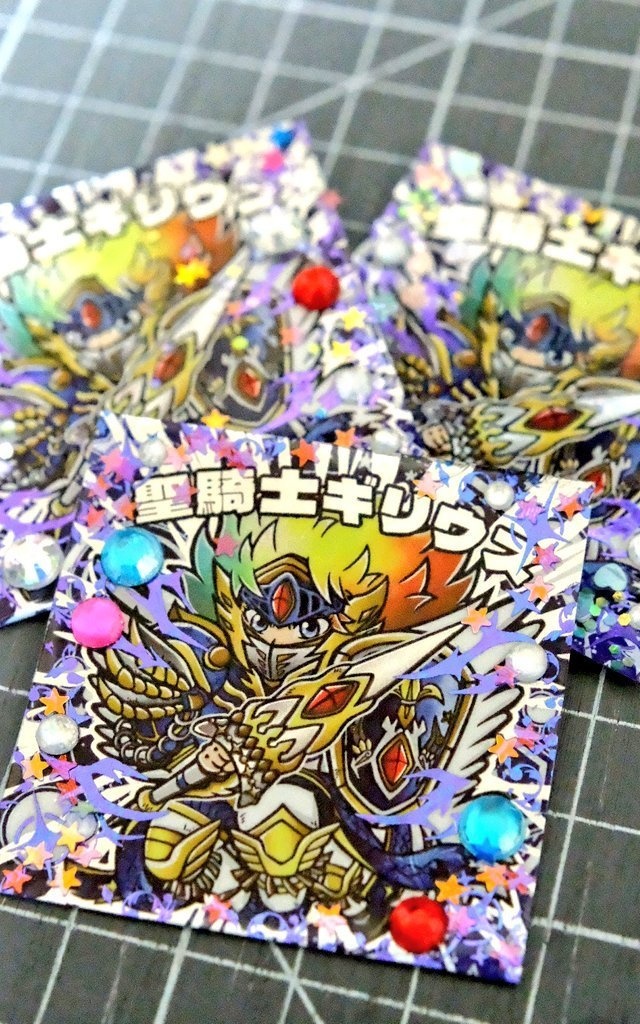 新聖騎士ギリウス ランダム箔押し+台紙セット 当たり枠有り