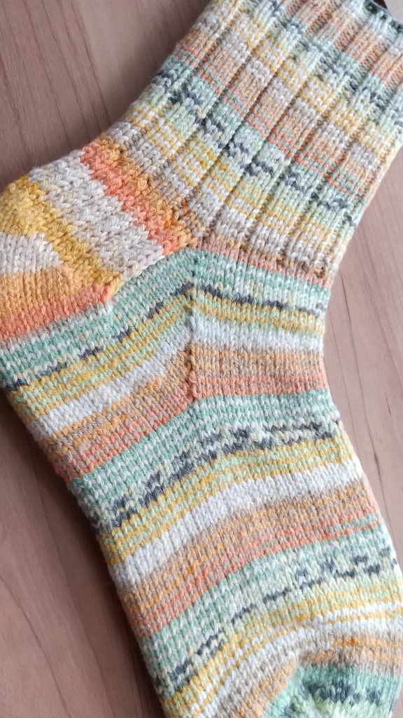 瀬出カラー🧶🧦靴下①