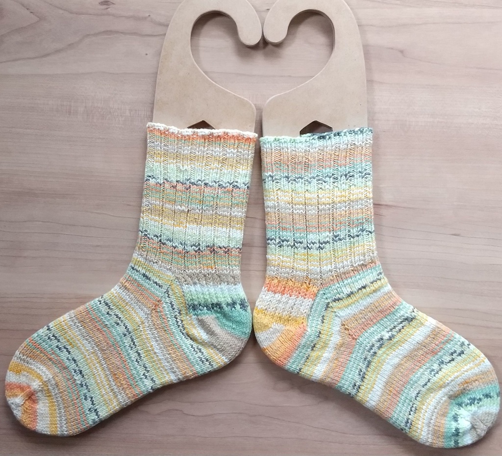 瀬出カラー🧶🧦靴下①