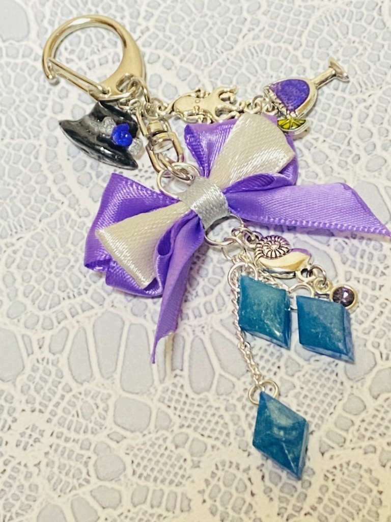 モストロラウンジモチーフ チャーム